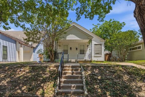 3908 Linden Ave, Fort Worth, TX, 76107-4437 | Card Image