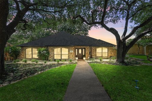 10234 Bridgegate Way, Dallas, TX, 75243-5022 | Card Image