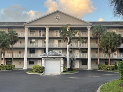 406 - 1504 Whitehall Drive, Condo with 2 bedrooms, 2 bathrooms and null parking in Davie FL | Image 1