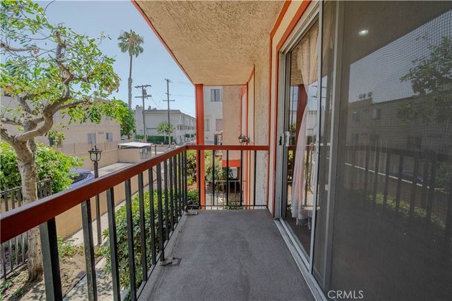 UNIT-33 - 14287 Foothill Blvd, Townhouse with 3 bedrooms, 3 bathrooms and 2 parking in Sylmar CA | Image 10