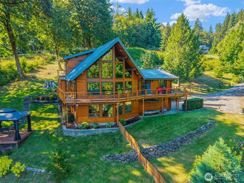 4949 Lewis River Rd, Woodland, WA, 98674-9305 | Card Image