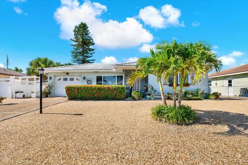 204 45th Ave, ST PETE BEACH, FL, 33706-2525 | Card Image