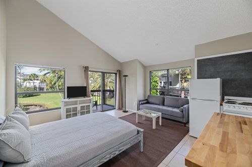 511-11863 Wimbledon Cir, Wellington, FL, 33414-6037 | Card Image