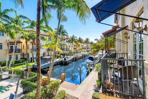 809 Estancia Way, Boynton Beach, FL, 33435-6405 | Card Image