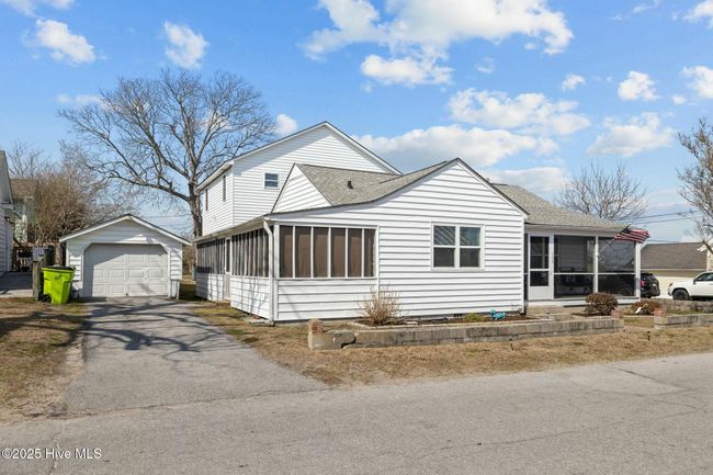 106 S Water St, House other with 6 bedrooms, 5 bathrooms and null parking in Swansboro NC | Image 37