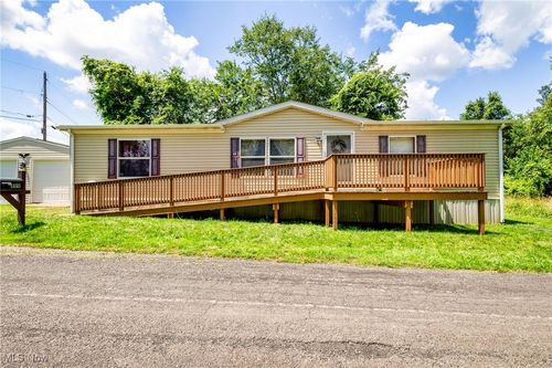 499 Finance Rd, Weirton, WV, 26062-6015 | Card Image