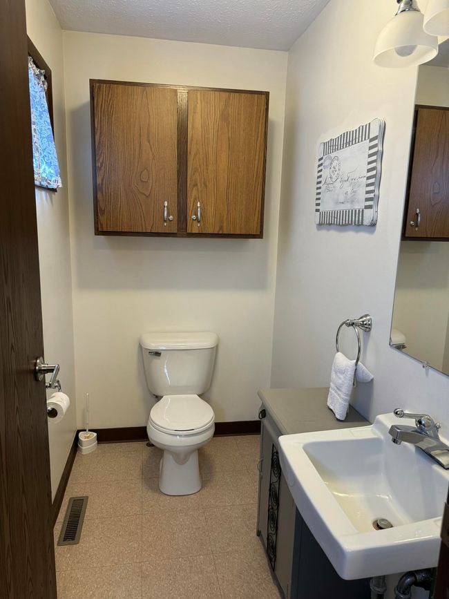 8288 Portage St, House other with 4 bedrooms, 3 bathrooms and null parking in Onekama MI | Image 25