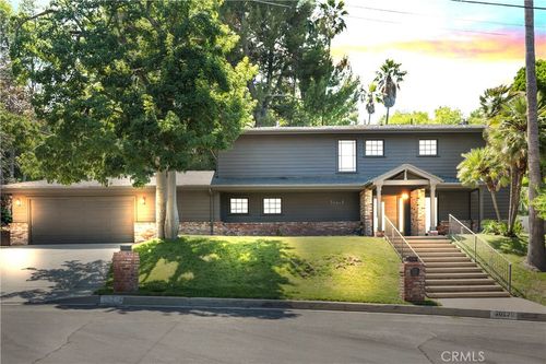 20225 Allentown Dr, Woodland Hills, CA, 91364-3513 | Card Image