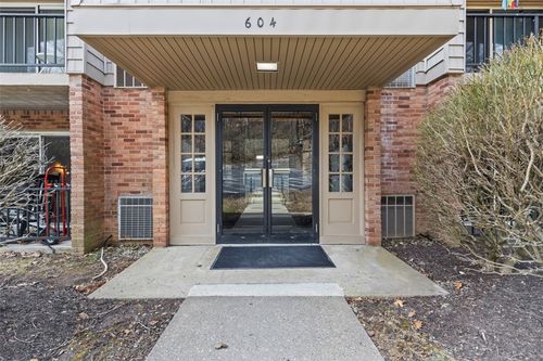 apt-1203-604 Calais Dr, Pittsburgh, PA, 15237-4577 | Card Image