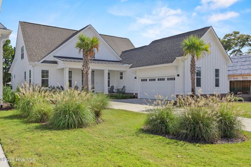 2818 Salvador Way, Castle Hayne, NC, 28429-6027 | Card Image