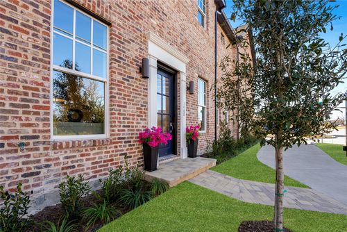 1432 N Ave, Plano, TX, 75074-8733 | Card Image