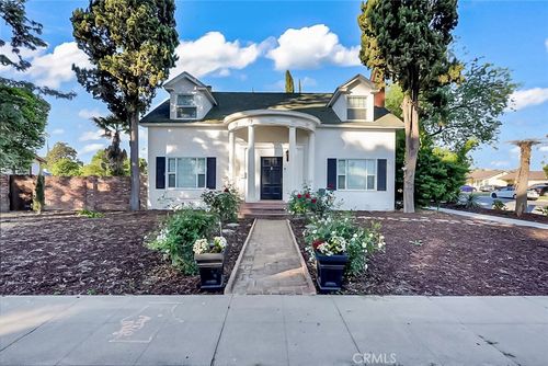 155 N 7th St, Chowchilla, CA, 93610-2830 | Card Image