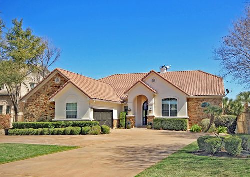 74 Applehead Island Dr, Horseshoe Bay, TX, 78657-5708 | Card Image