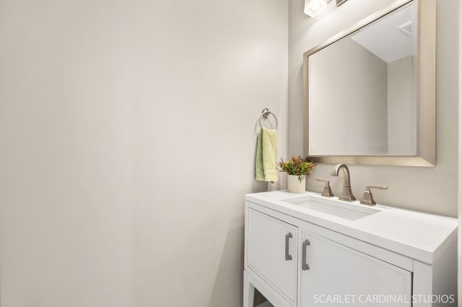700 Cooper Ct E, House other with 3 bedrooms, 3 bathrooms and 2 parking in Aurora IL | Image 11