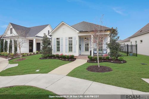 4882 Fairbanks Ave, Gonzales, LA, 70737-8266 | Card Image