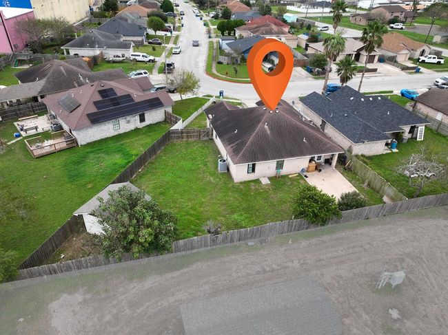 410 Old Stadium Dr, House other with 5 bedrooms, 2 bathrooms and null parking in Port Isabel TX | Image 26