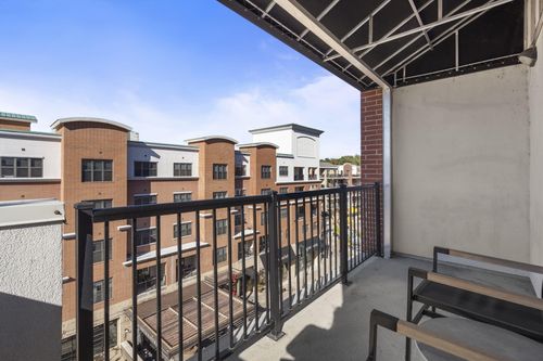 2515 B Branson Landing Blvd., Branson, MO, 65616 | Card Image