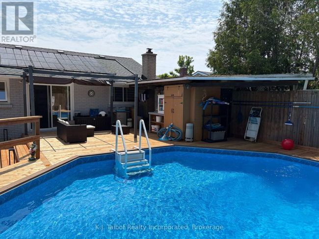 202 Bennett St W, House other with 3 bedrooms, 3 bathrooms and 4 parking in Goderich ON | Image 32
