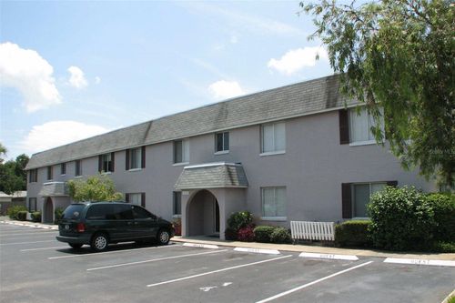 220-525 Conway Rd, ORLANDO, FL, 32807-1172 | Card Image