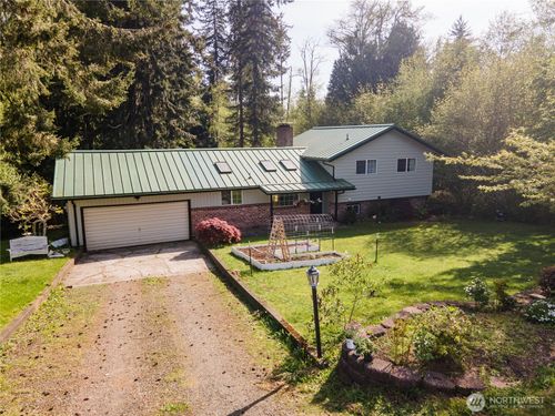 6101 Ridgeview Dr, Aberdeen, WA, 98520-7929 | Card Image