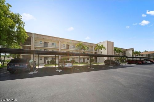 10-2111 Barkeley Ln, FORT MYERS, FL, 33907-4071 | Card Image
