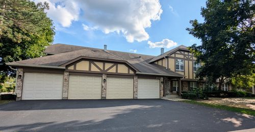 181-181 Brook Ln, Vernon Hills, IL, 60061-1219 | Card Image