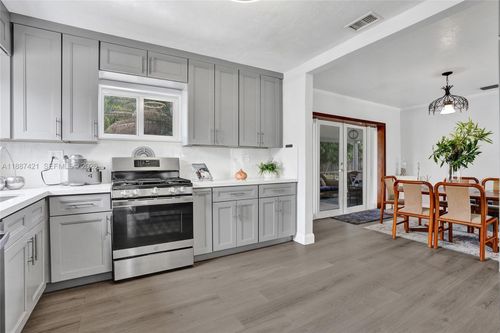 9021 Sw 197th St, Cutler Bay, FL, 33157-8906 | Card Image