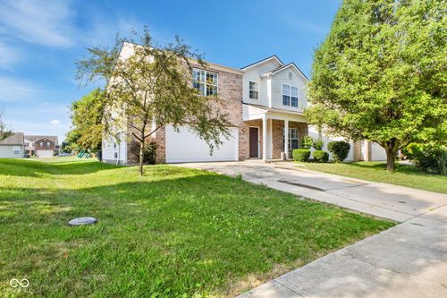 7631 Bann Way, Indianapolis, IN, 46239-1068 | Card Image