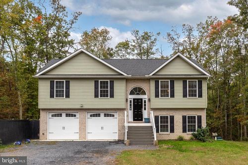 243 Poplar Rd, FRONT ROYAL, VA, 22630-8902 | Card Image