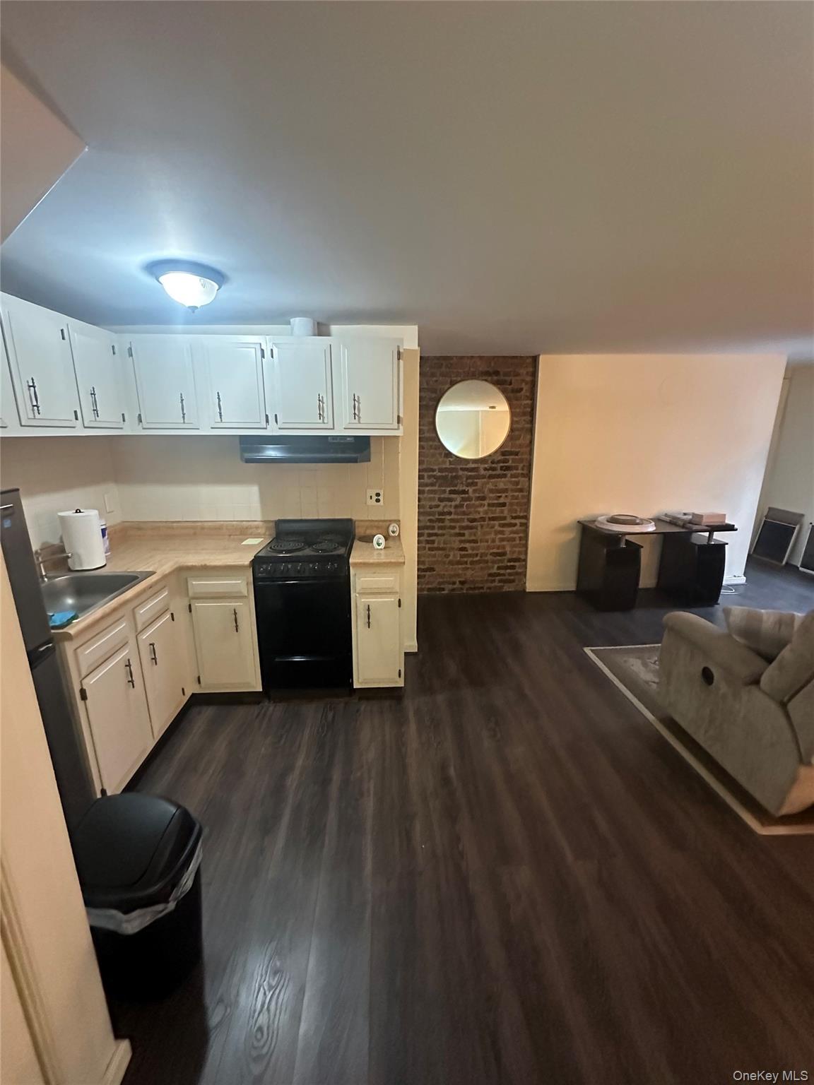Residential Lease in Chester Town 4