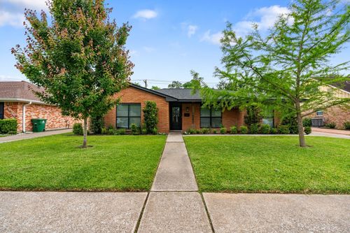 2314 Droxford Dr, Houston, TX, 77008-3013 | Card Image
