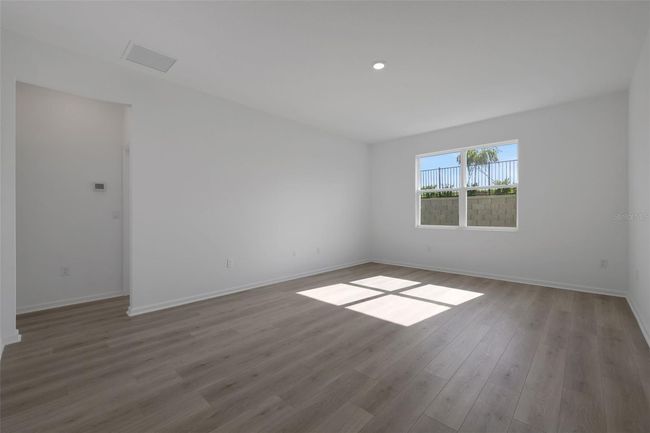 2854 Supermarine Loop, House other with 4 bedrooms, 2 bathrooms and null parking in TAVARES FL | Image 9