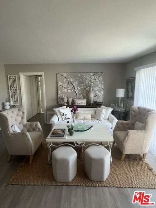 7-21 Via Marina, Marina del Rey, CA, 90292-7181 | Card Image