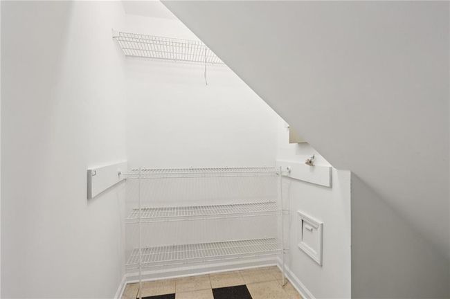 5240 Arrie Way, House other with 4 bedrooms, 3 bathrooms and 9 parking in Atlanta GA | Image 9