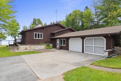 W5790 Point Lane, Lake, WI, 54114 | Card Image