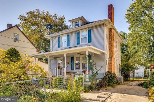 323 Walnut St, DELANCO, NJ, 08075-4657 | Card Image