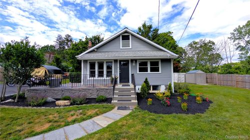 26 Roslyn Rd, Carmel, NY, 10512-6218 | Card Image