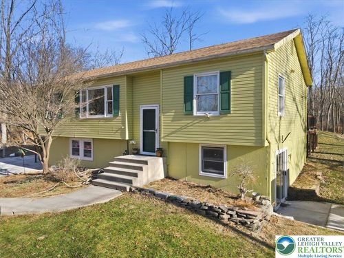 2589 Wigwam Park Rd, East Stroudsburg, PA, 18301-8754 | Card Image