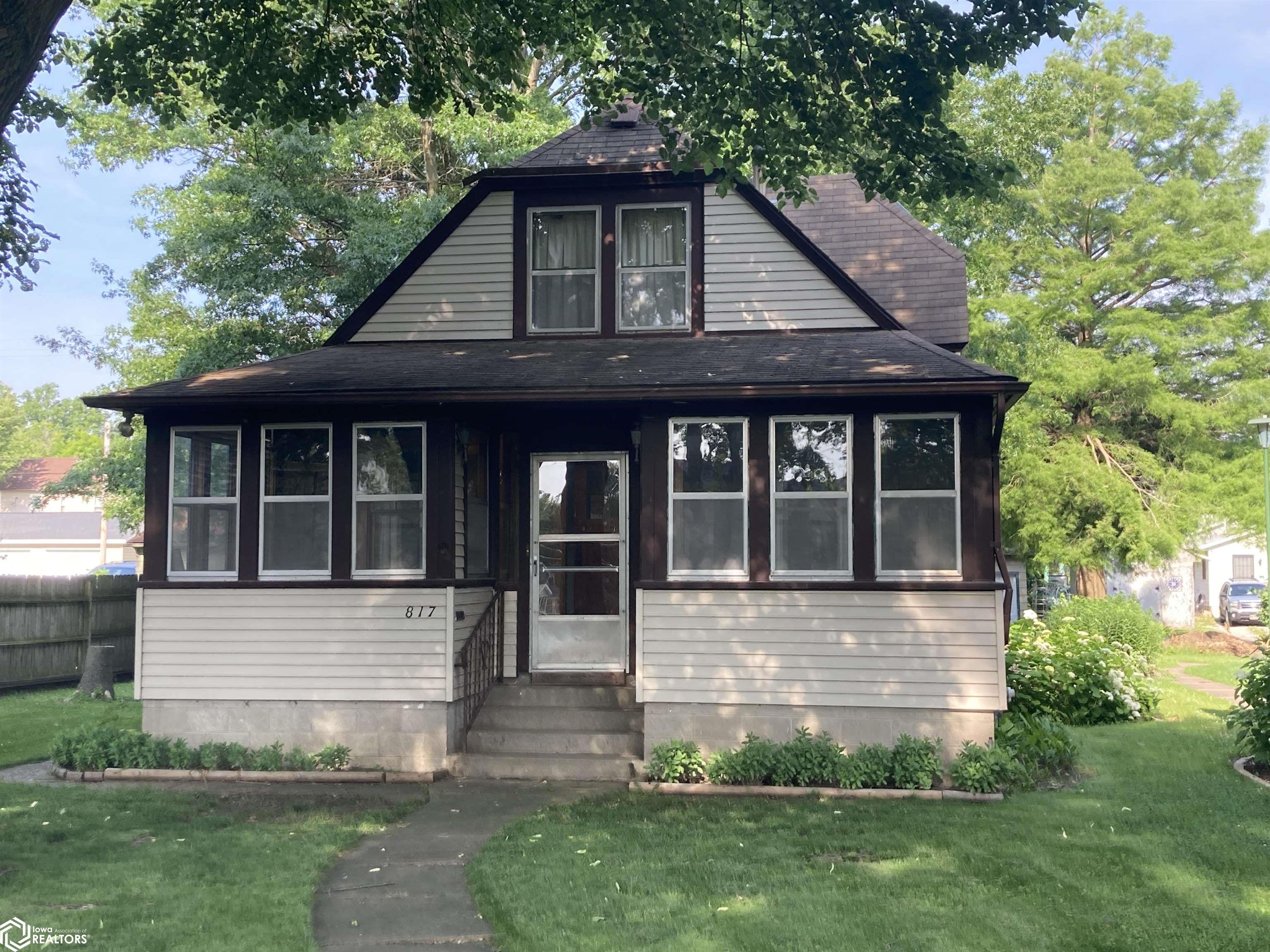 Garfield Ave, Burlington, IA 52601