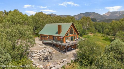 188 Hawthorne Dr, Alpine, WY, 83128-9103 | Card Image