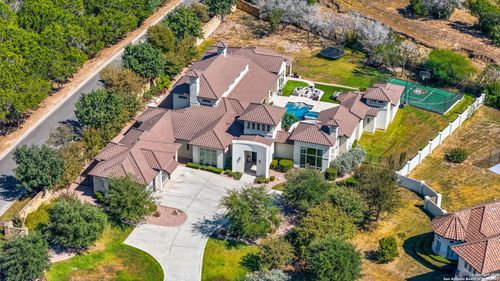 106 Wellesley Wood, Shavano Park, TX, 78231-2277 | Card Image