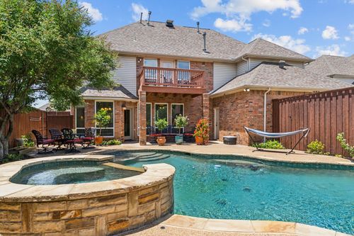 3412 High Vista Dr, Carrollton, TX, 75007-6052 | Card Image