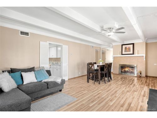 apt-2005-2525 S Dayton Way, Denver, CO, 80231-3917 | Card Image
