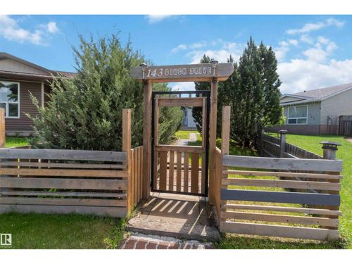 143 Birch Dr, Gibbons, AB, T0A1N0 | Card Image