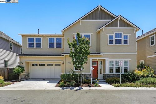 8360 Marine Way, Newark, CA, 94560-3584 | Card Image