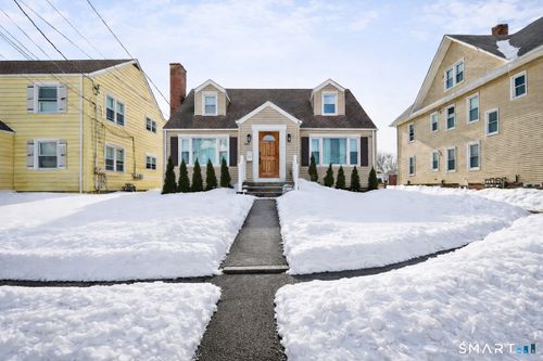 457 Summit St, Bridgeport, CT, 06606-4748 | Card Image