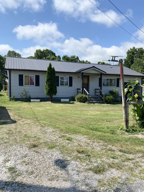 420 62nd Ave, Gruetli Laager, TN, 37339-5306 | Card Image