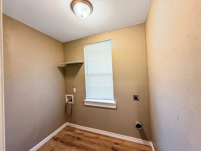 1201 E 3 Rd Ave, House other with 3 bedrooms, 1 bathrooms and null parking in Corsicana TX | Image 15