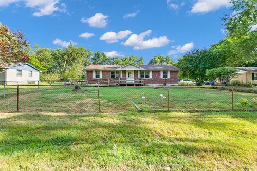 506 Gale Dr, Clarksville, TN, 37040-5907 | Card Image