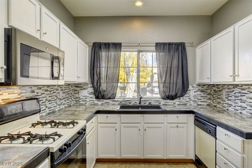 7733 Donald Nelson Ave, Las Vegas, NV, 89131-4781 | Card Image